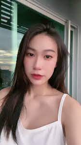 Bina บีน่า ใส่เสื้อขาว สวยมาก