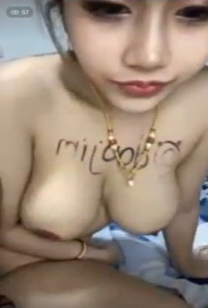 หลุด เจ๊ออย ไลฟ์โชว์ เบ็ดอย่างเสียวครับ Aoyy