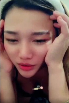 มีนา โชว์สยิว เล่นกับดุ้นปลอม Meena